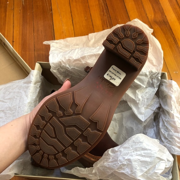 Clarks Heeled Boots - Picture 4 of 4